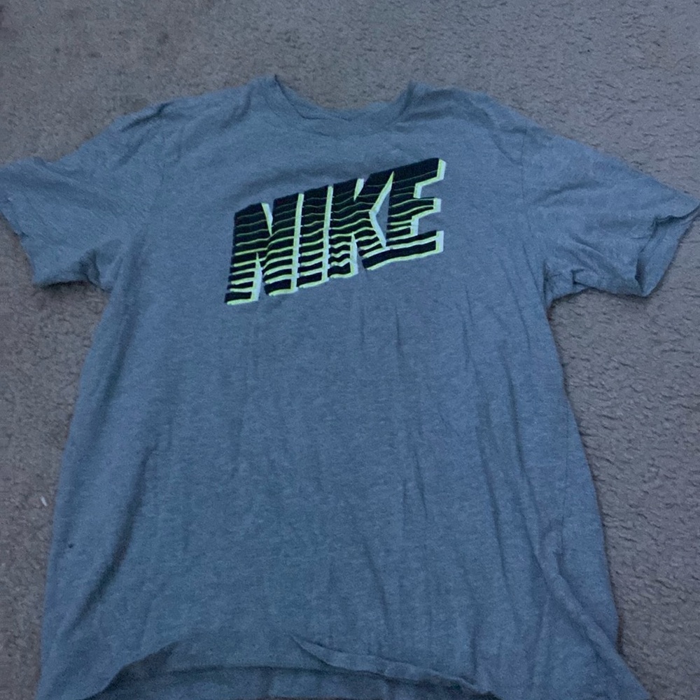 Grey Nike T-shirt